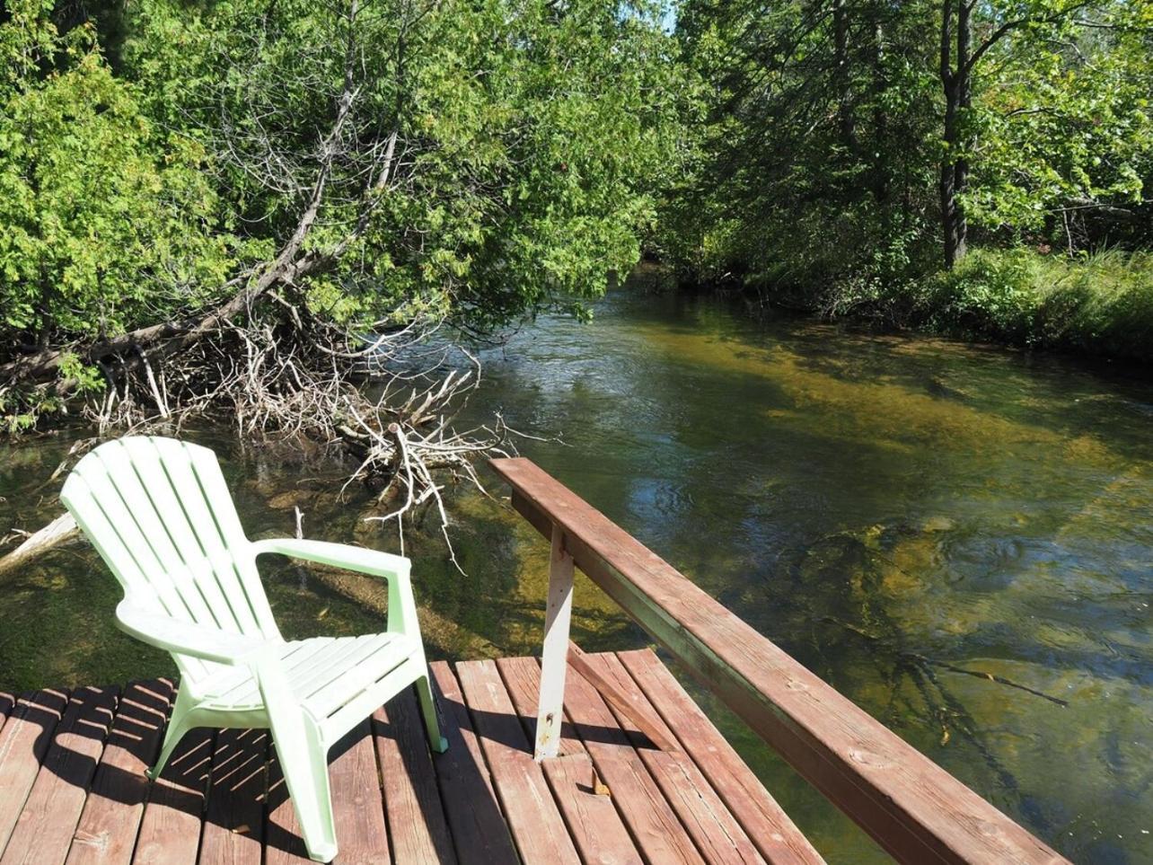 Sleeping Bear Riverside Cabins - Cabin #1 Honor Extérieur photo